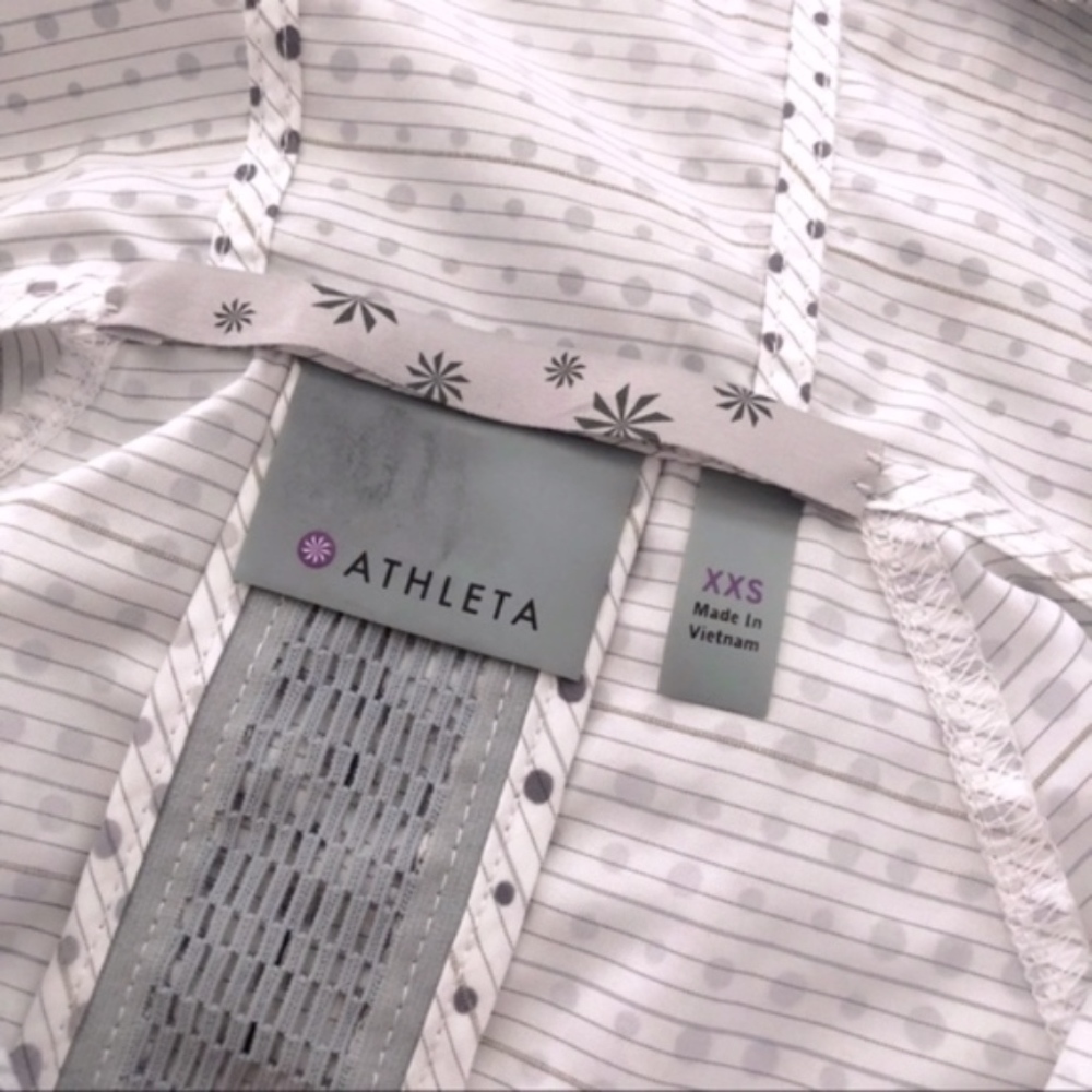 Athleta Gray Accelerate Reflective Jacket - image 5